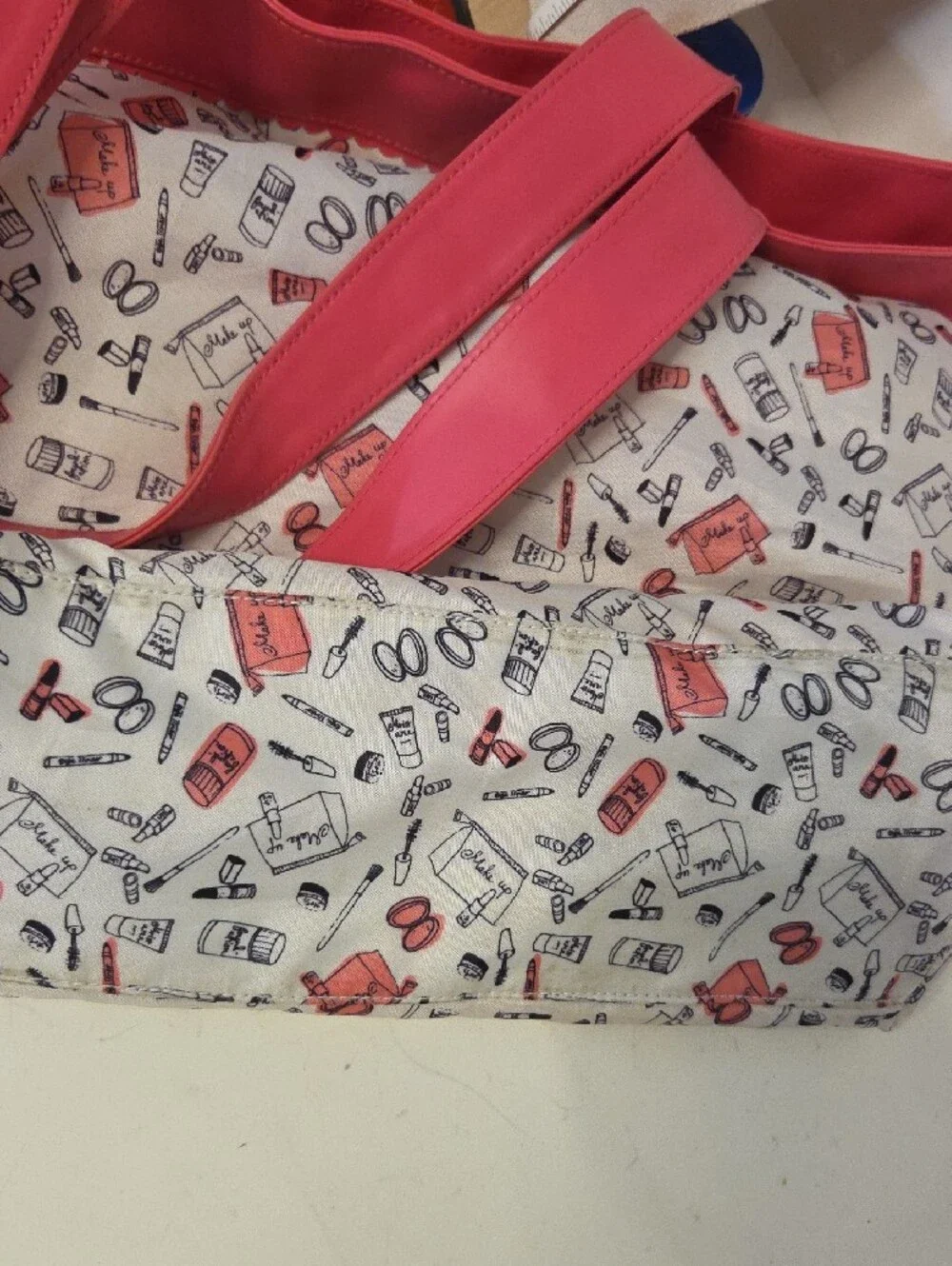 Pink Trim Cosmetic Print Tote Bag Beach Bag 20x14 In